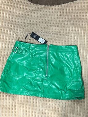 Fashion Nova Emerald Green Faux Leather Mini Skirt with Front Zip